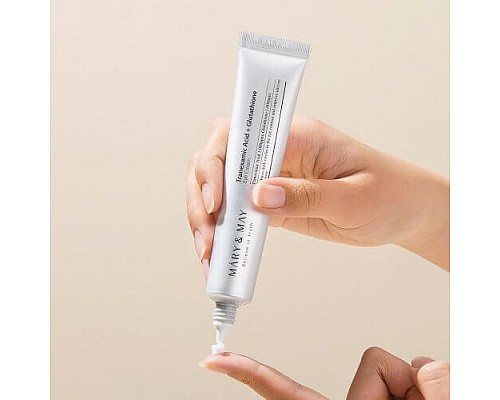 Crema iluminadora para el contorno de ojos con ácido tranexámico Mary&May Tranexamic Acid Glutathione Eye Cream, 30 ml