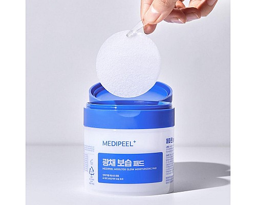 Hydrating Pads with 10 Types of Hyaluronic Acid for Radiant and Plump Skin -MEDI-PEEL MOOLTOX GLOW MOISTURIZING PAD 2.0
